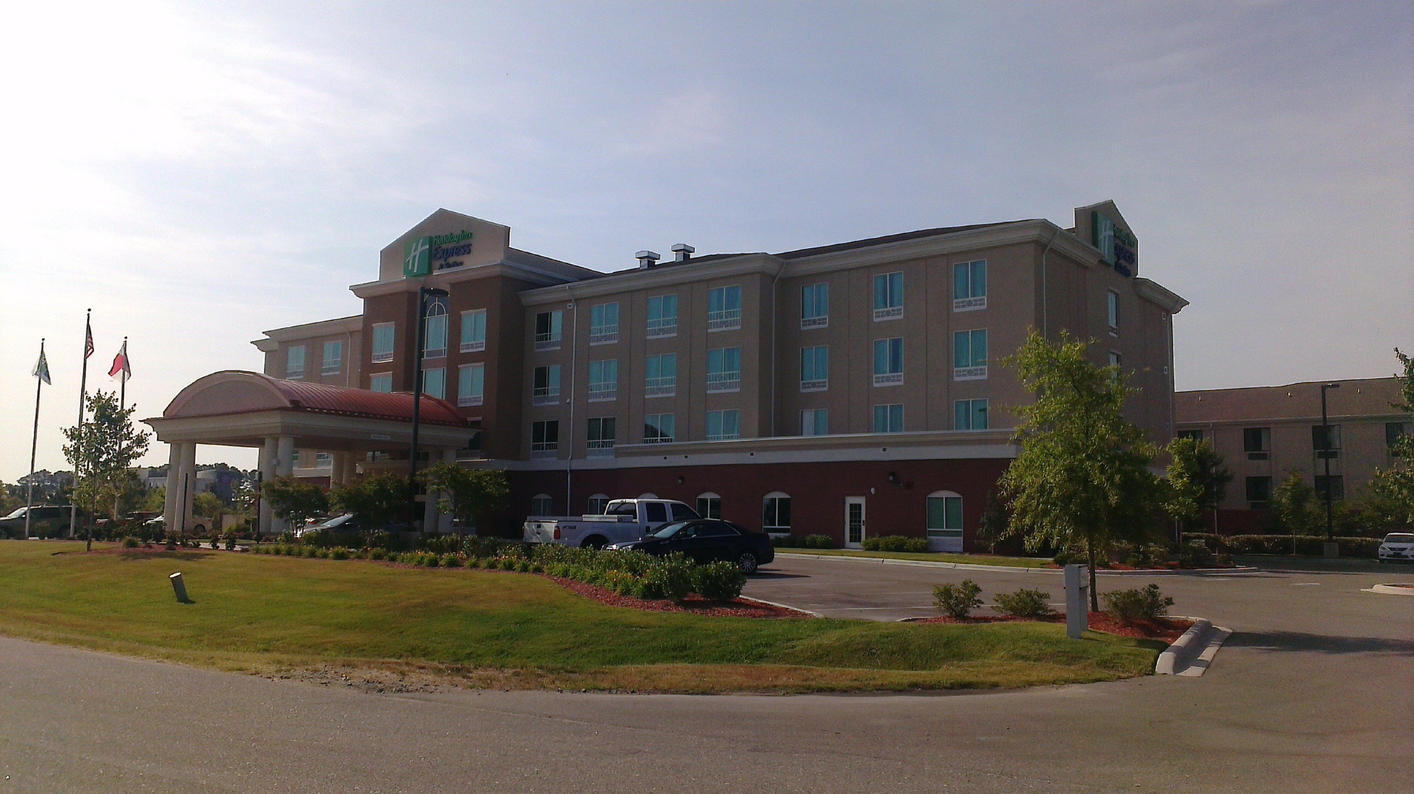 Holiday Inn Express & Suites - Smithfield/Selma By Ihg Екстер'єр фото